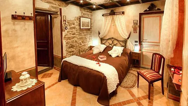 Muntaecara Diffuso Apricale