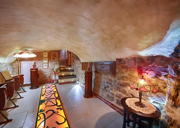 Muntaecara Diffuso Apricale