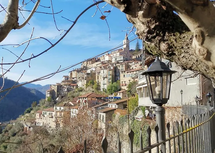 Muntaecara Diffuso 3* Apricale